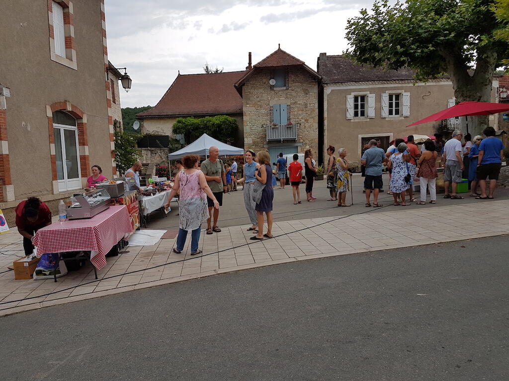 marché de producteurs Saint-Pierre-Toirac