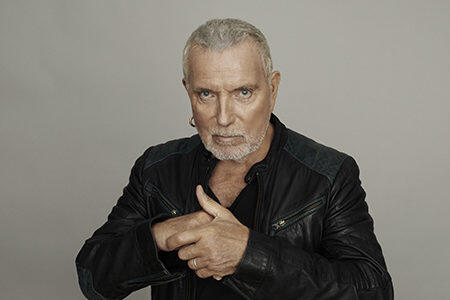 photo-format-site-web-Bernard-Lavilliers-450x300