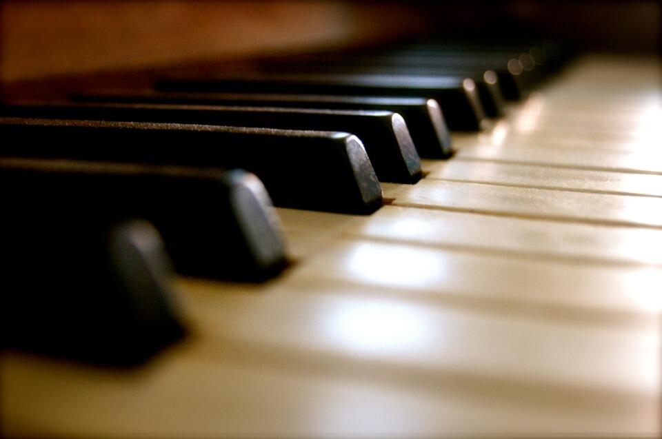 piano-91048_960_720