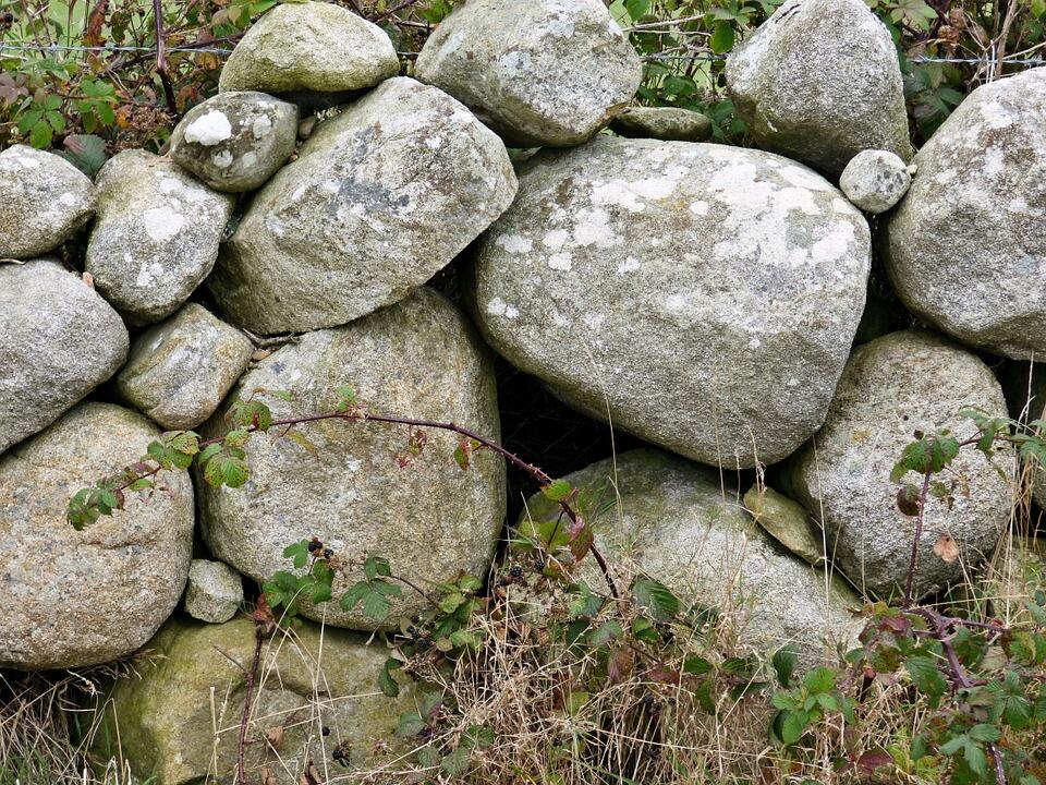 stones-972657_960_720