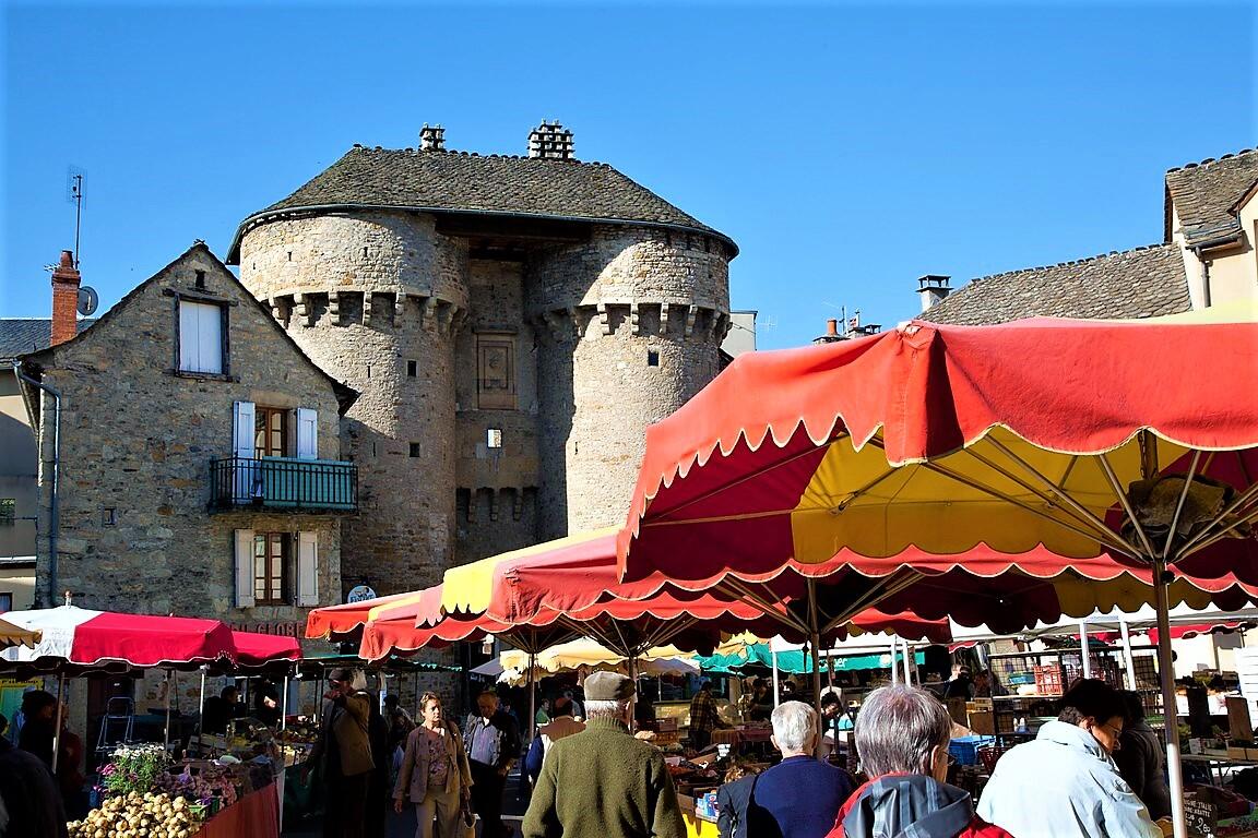 Marché hebdomadaire de Marvejols - place du Soubeyran