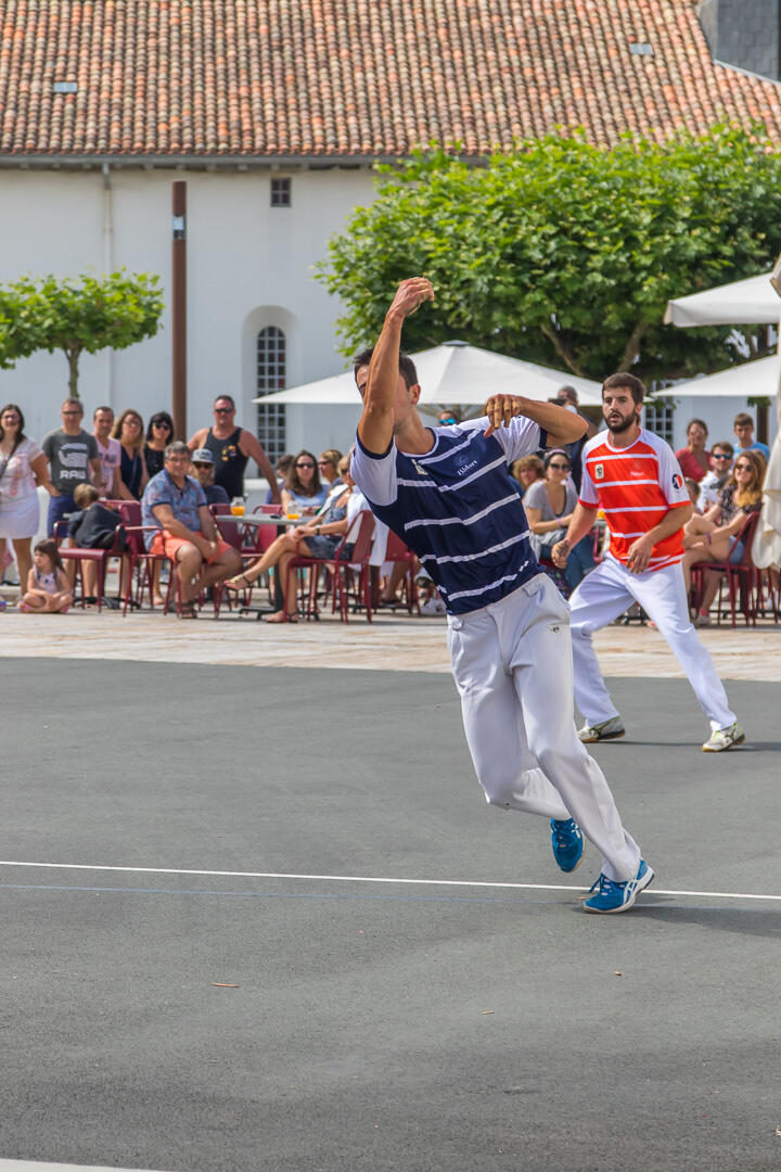 Pelote basque à main nue