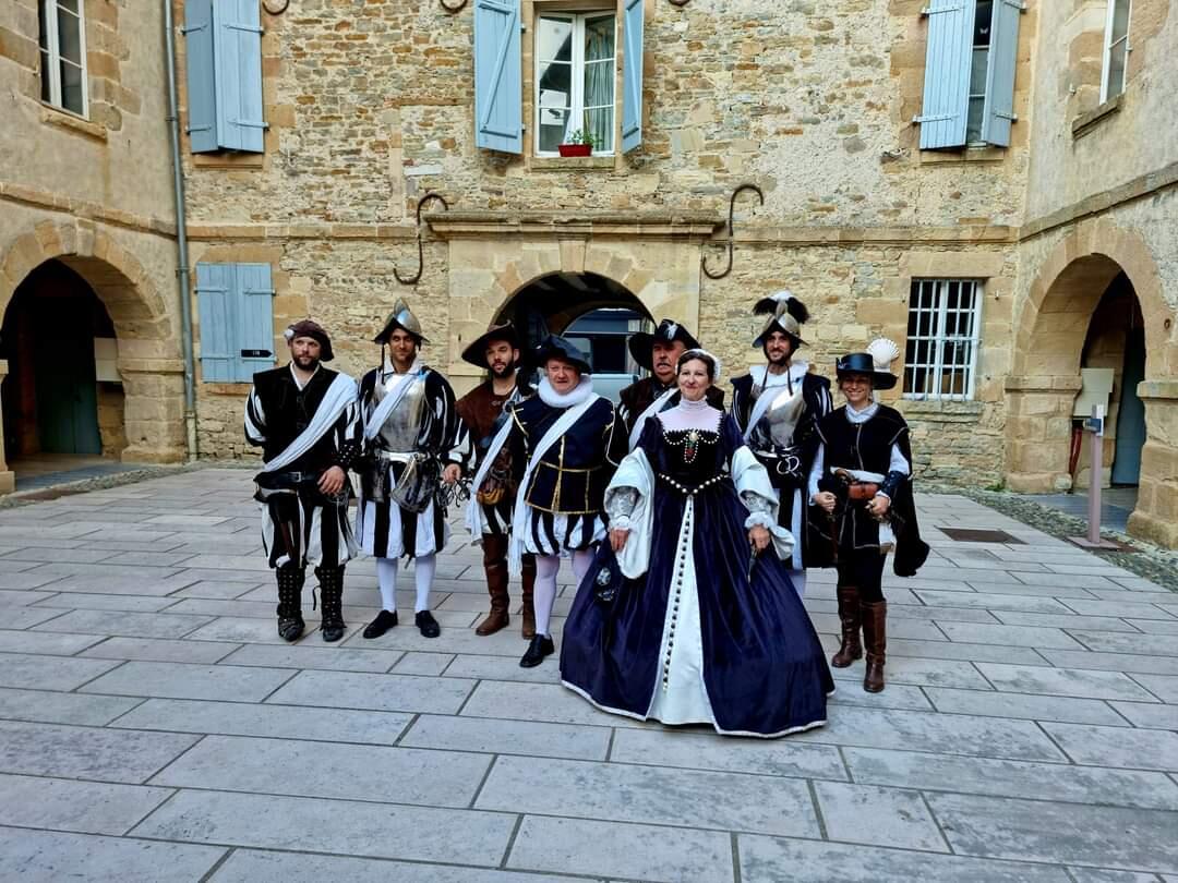 Cie des écharpes blanches