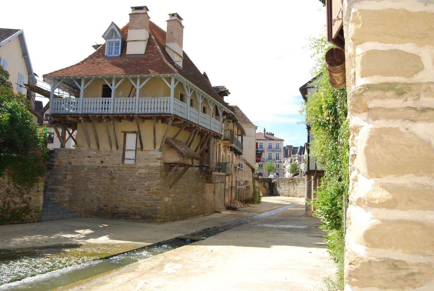 Salies-de-Béarn 1440x900