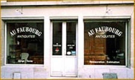 Au Faubourg