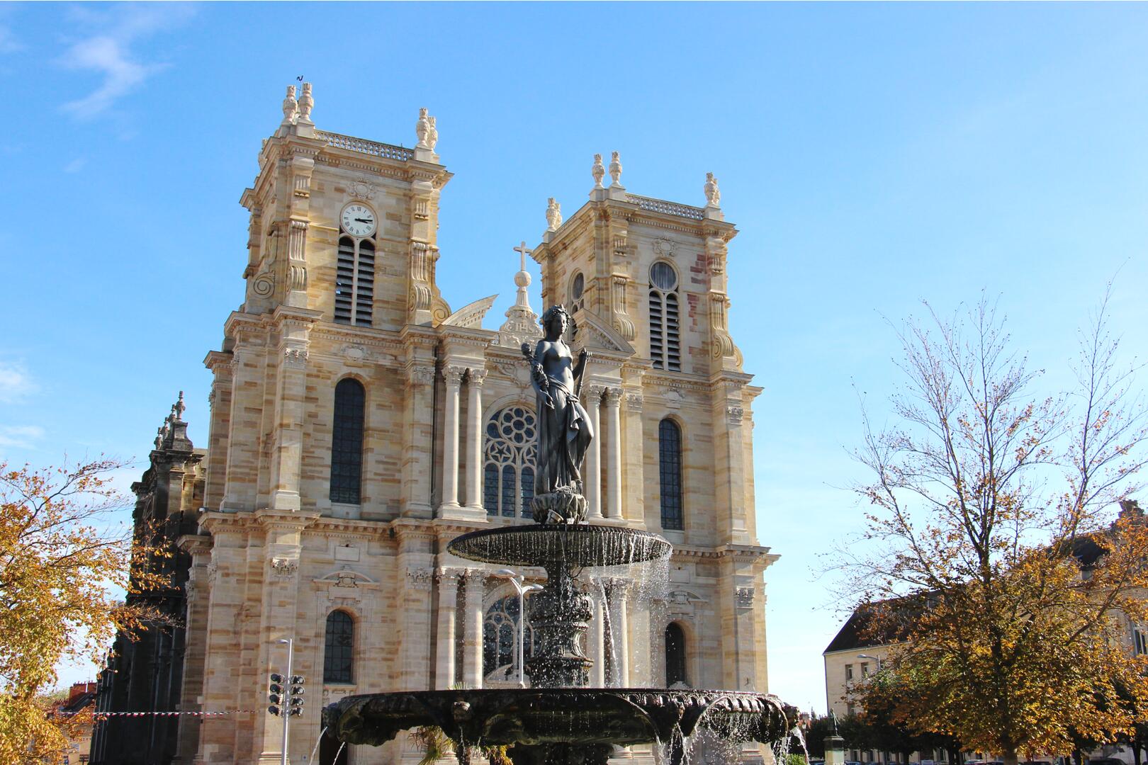 Accès Tour Sud de la Collégiale, crédit photo Collection OT Lac du Der