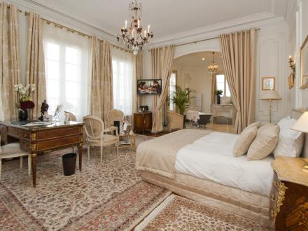 CAT-6-SUITE-CHAMBRE