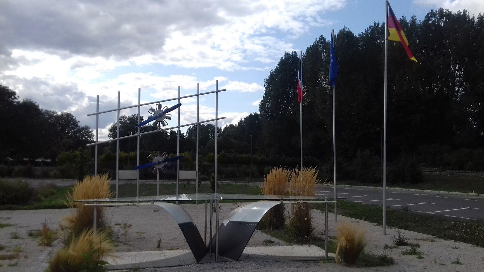 Gare Muizon