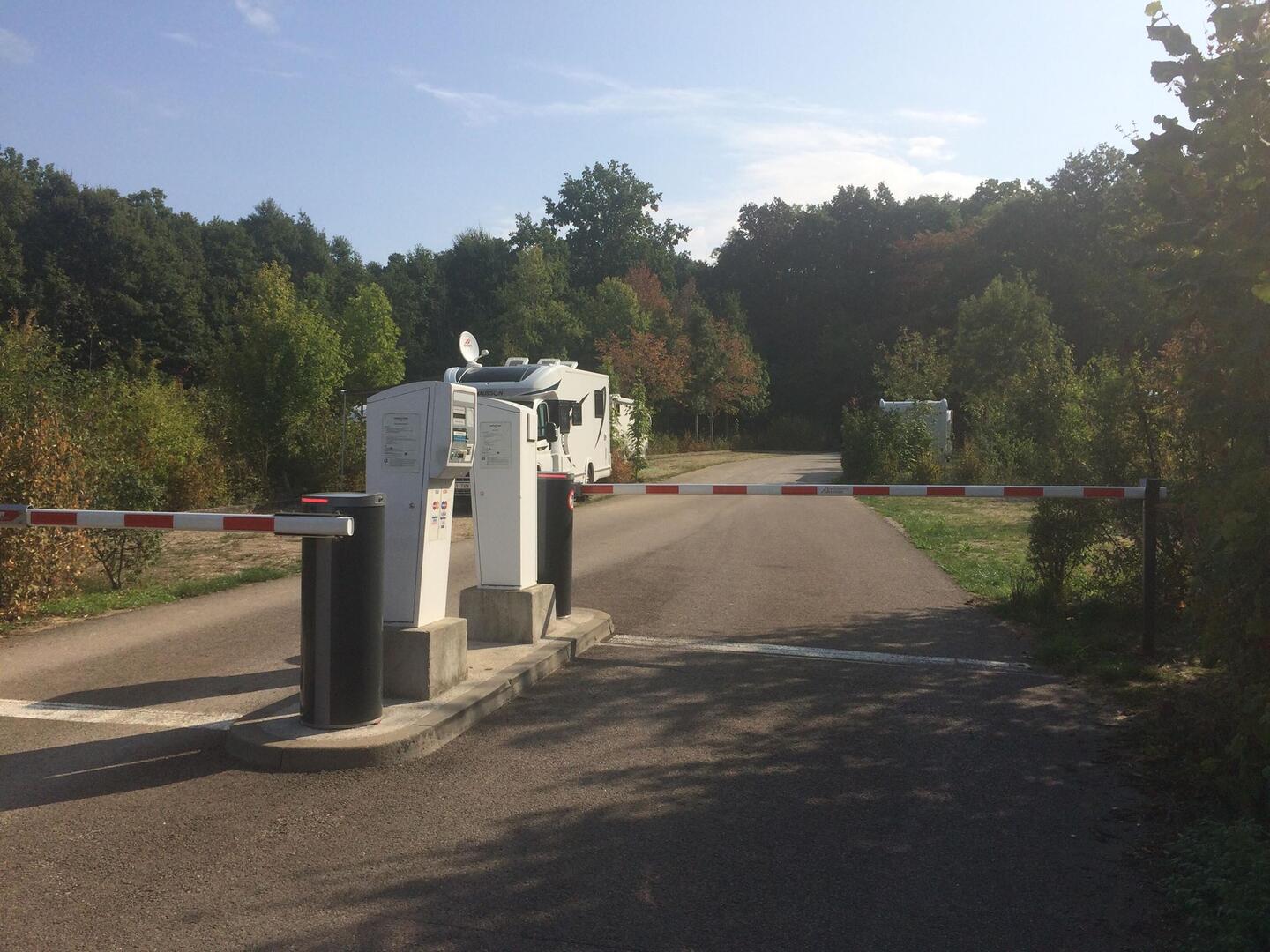 Lac-du-Der-Parking-P5-entrée