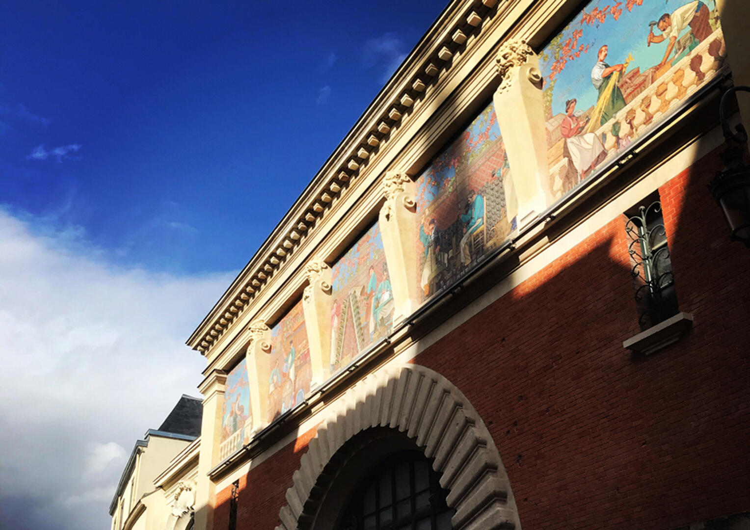 les Grands Champagnes & la cité