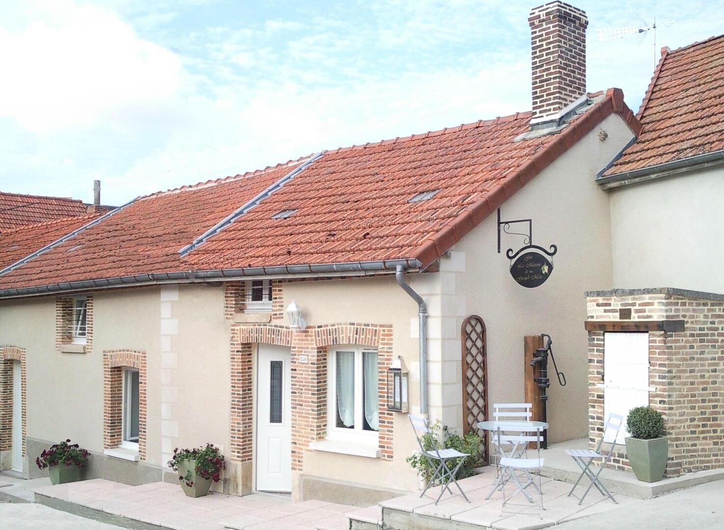 photo exterieur 130 rue F MORET CRAMANT