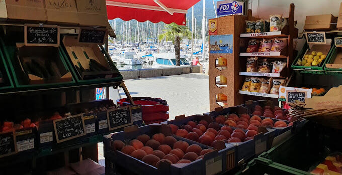 epicerie du port