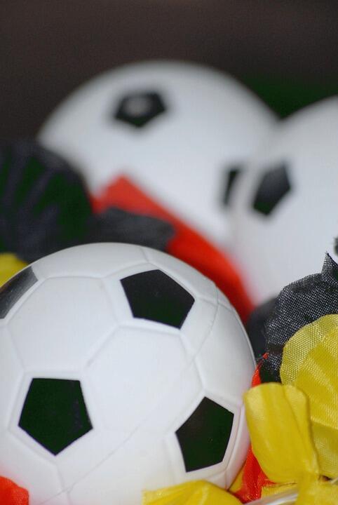 football-3404569_960_720