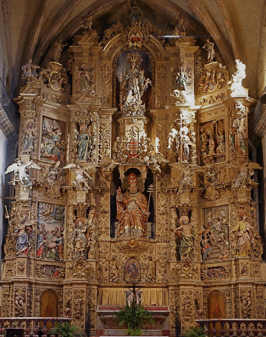 Retable majeur de l'église de Prades