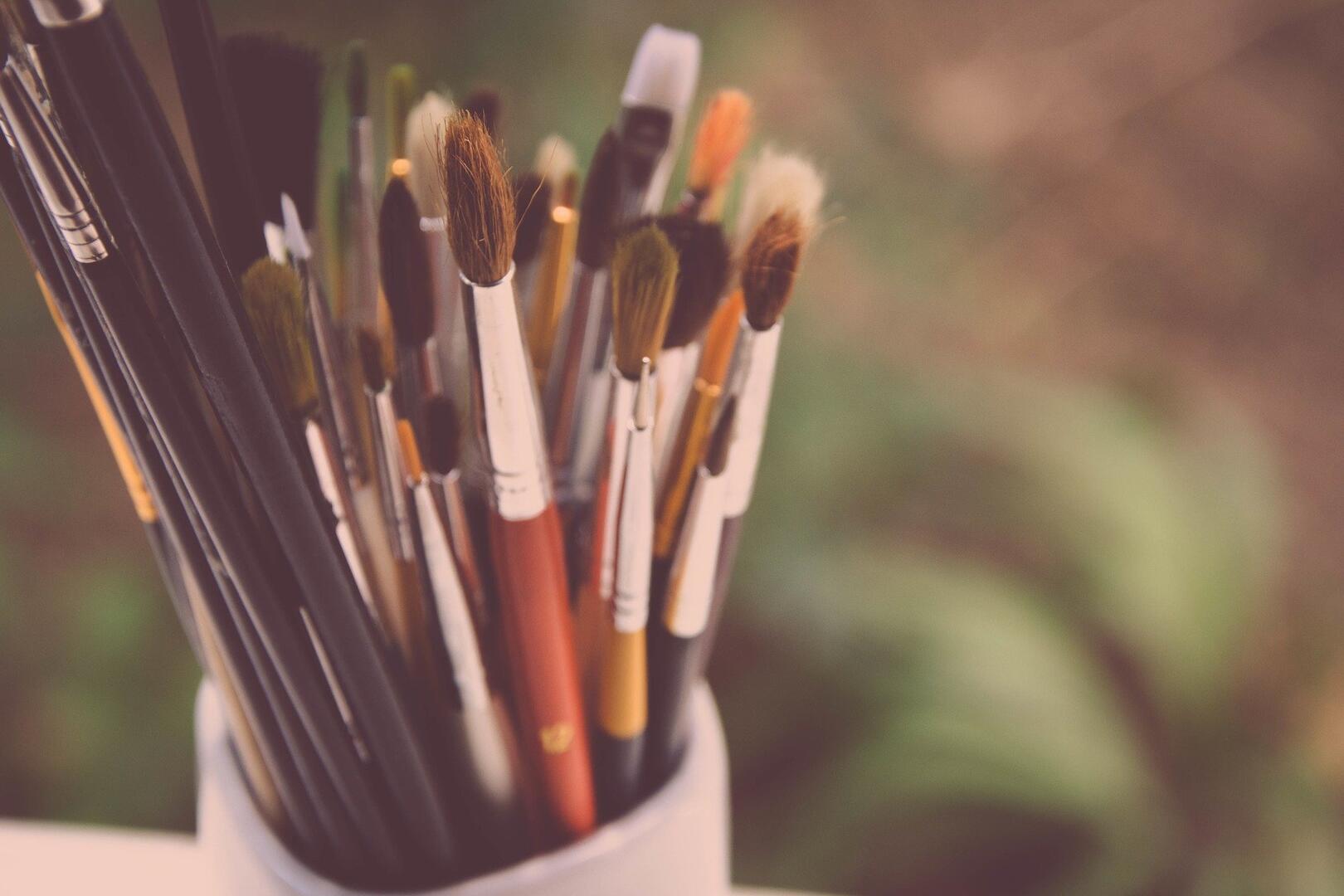 paint-brushes-g207c1ae05_1920