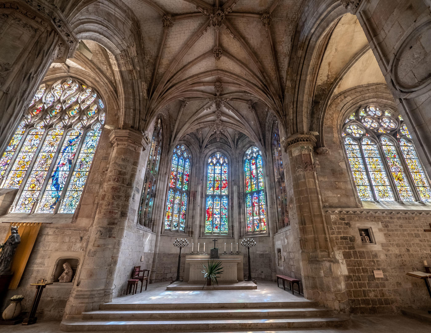 Collégiale Notre Dame d'Auffay