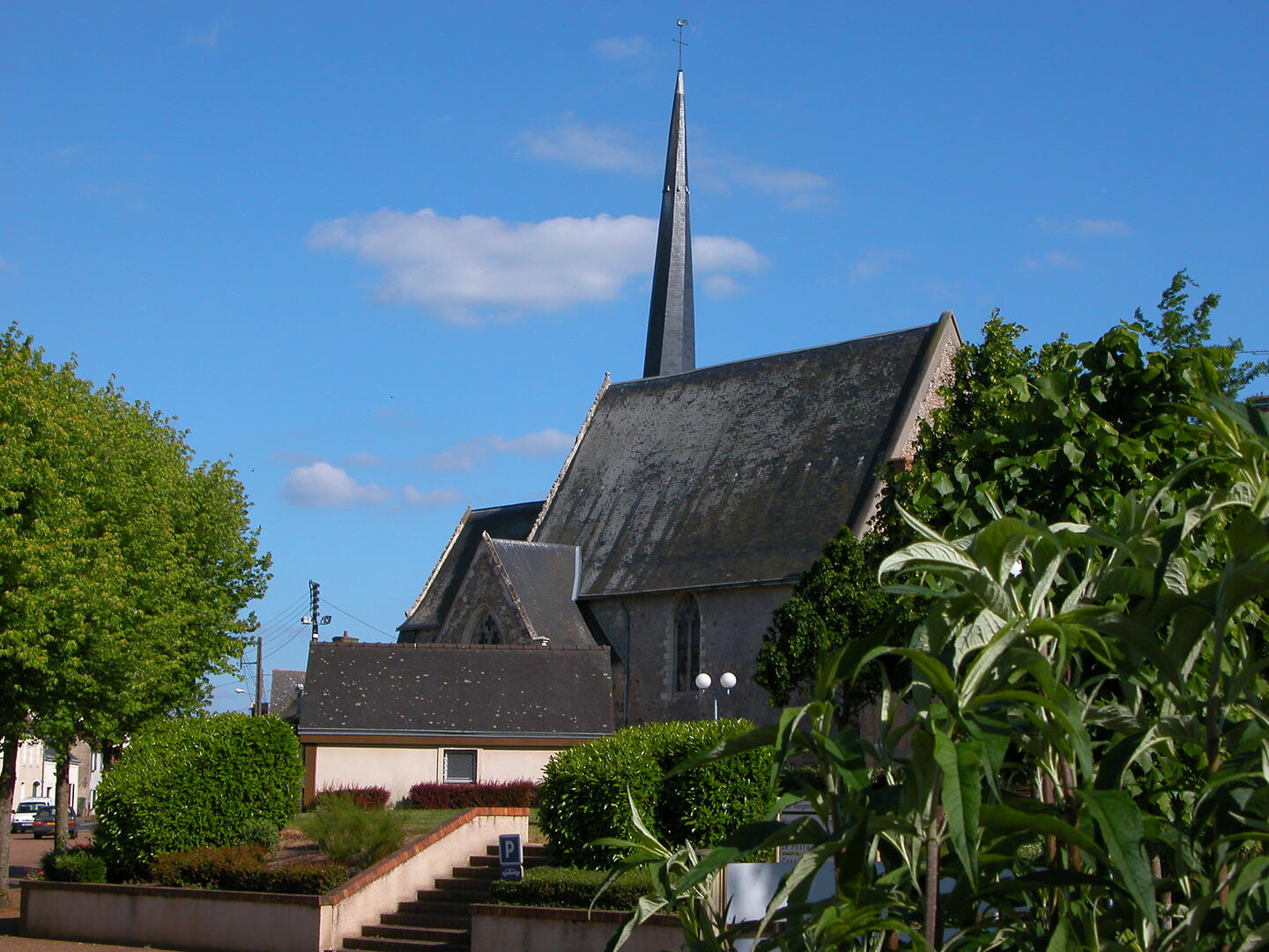 Bourg-Crosmières-avril04
