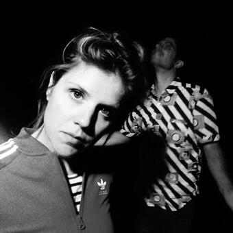 CARRE (25)