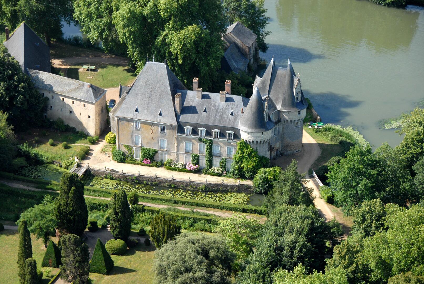 Château Bazouges©G Durand