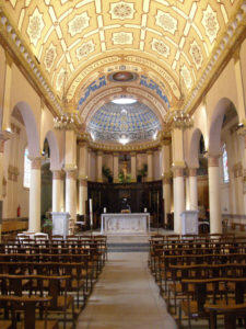 EGLISE FONTAINE SAINT MARTIN