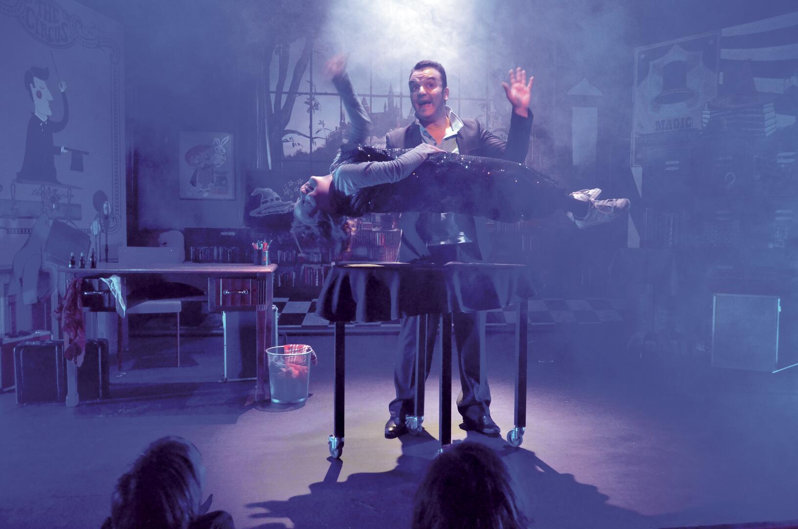 Lecole des magiciens - credit Theatre des beliers parisien - 1