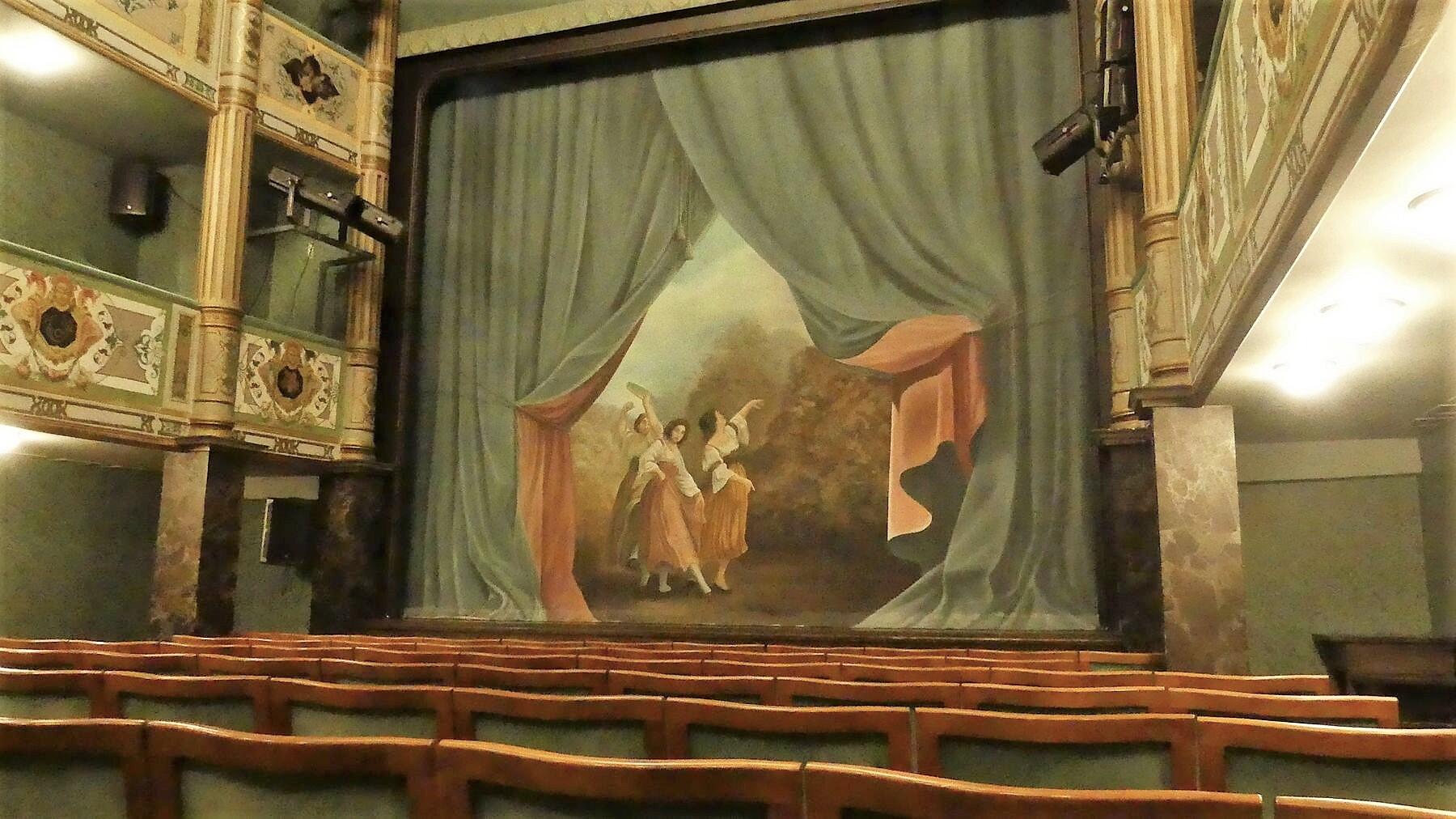 intérieur - théâtre de la halle au blé - La Flèche