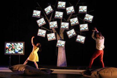l-arbre-a-pixels-spectacle-danse-numerique-400x267