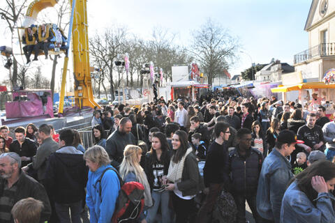 la_fete_foraine_reunit_tous_les_ages__092192400_1632_29012015