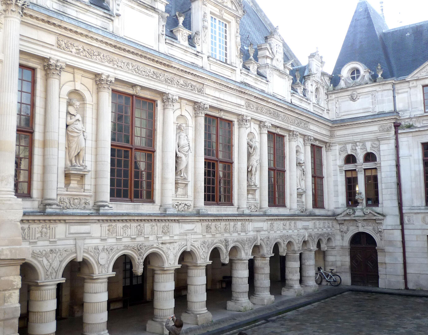 hôtel-de-ville-la-rochelle