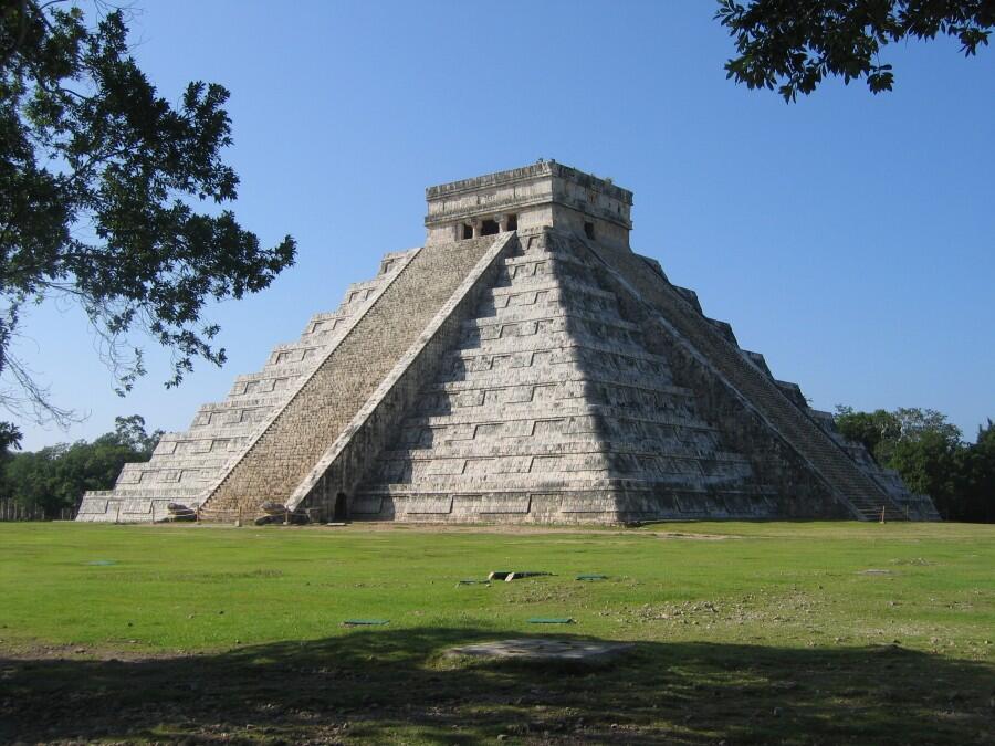 piramidy-v-peru