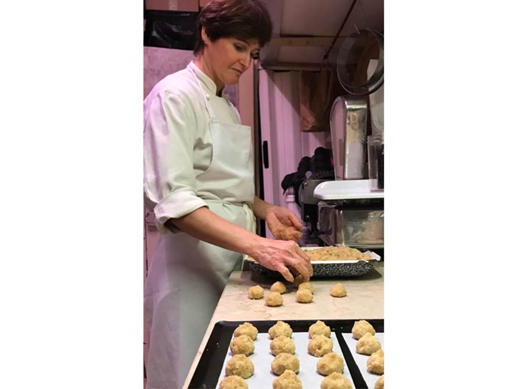 Françoise Bonnefous Charcutier/Traiteur/Maison du Macaron de Lauzerte