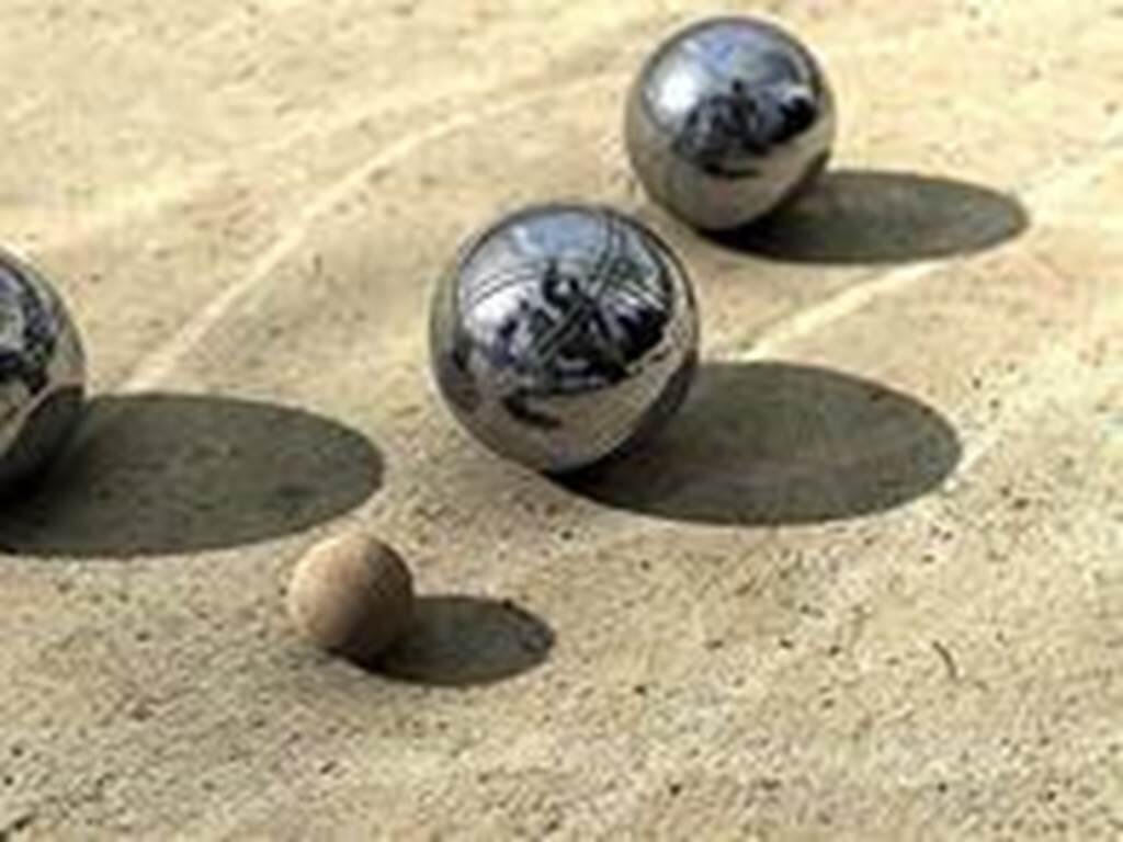 Concours de pétanque