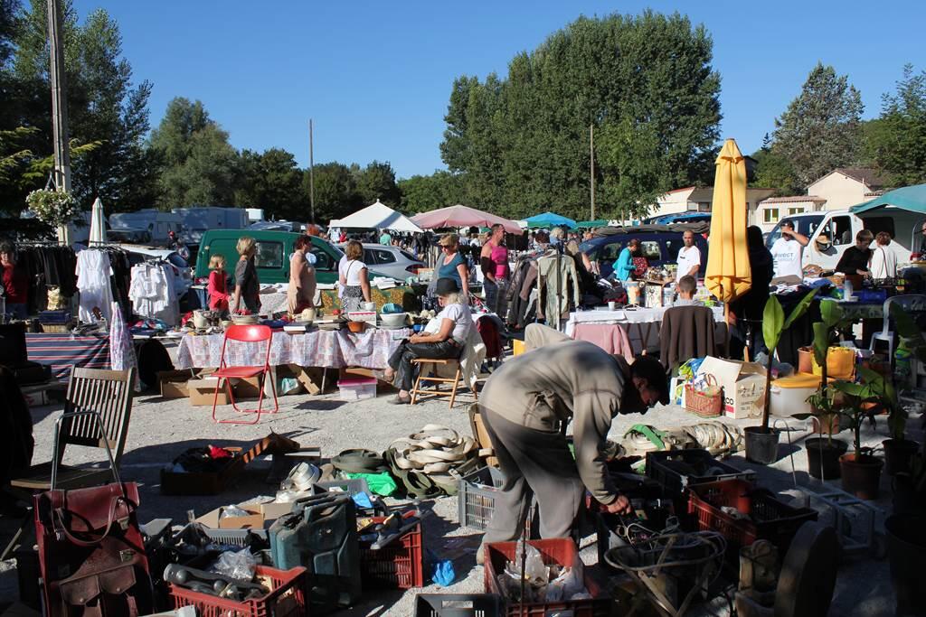 vide grenier petanque