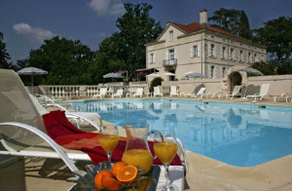 LE MANOIR ST JEAN