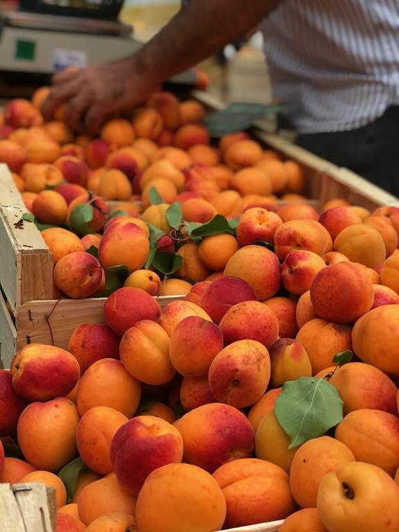 Marché hebdomadaire cordes Tolosannes