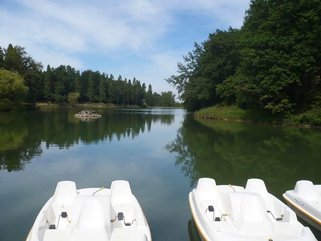 Pédalos/canoës