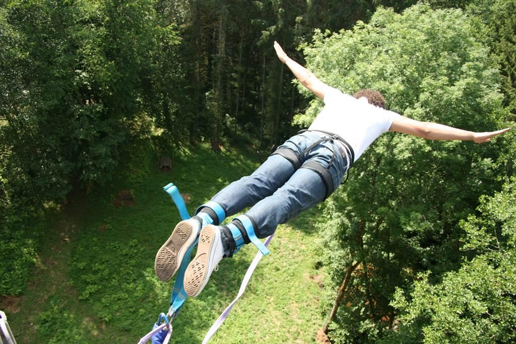 saut à l'élastique