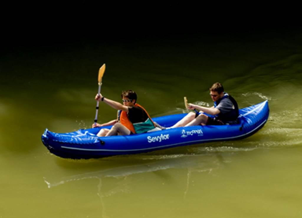 Canoës