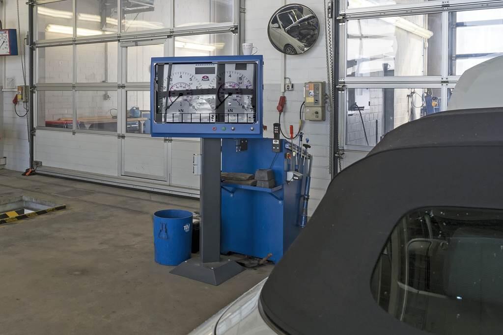 Contrôle technique autosur