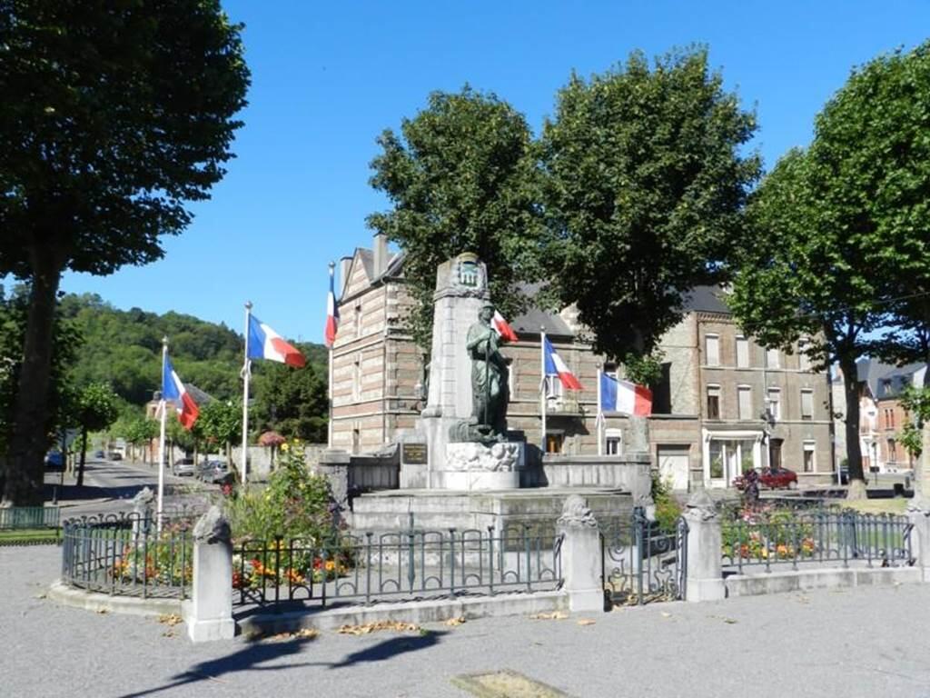 Monument aux morts de Givet