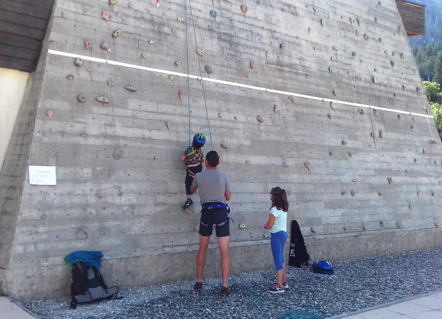 Le Parc des Glières, terrain multisports multi saison