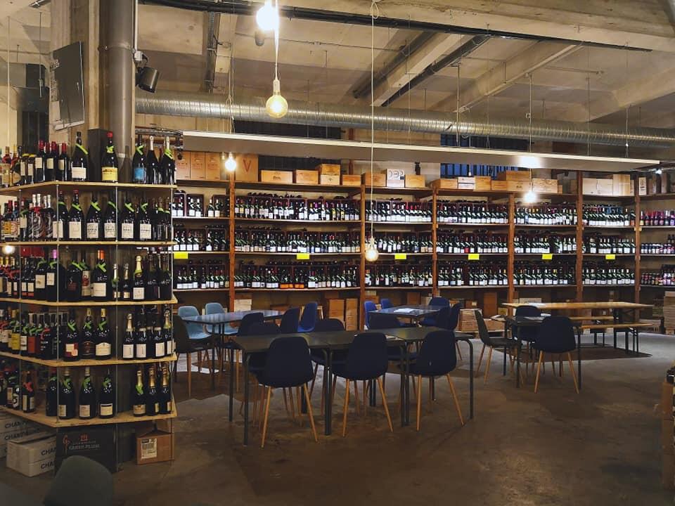La Buvette Cave à manger Bar à vins à Bourg-en-Bresse