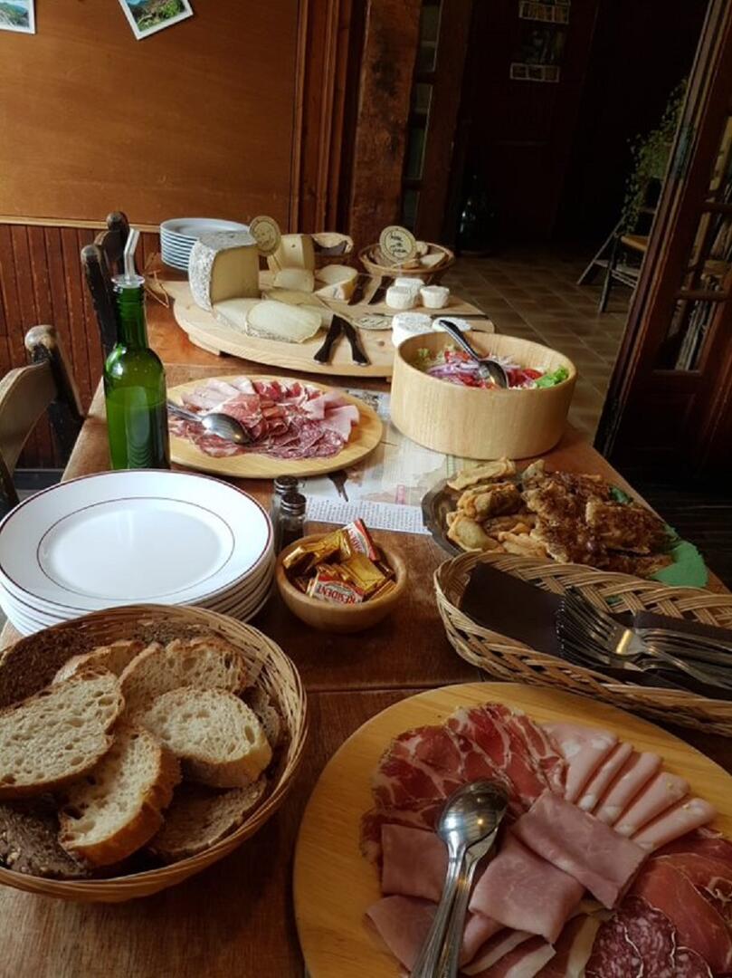 Buffet ste Marie-Madeleine