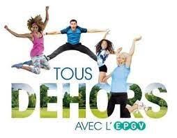 tous dehors