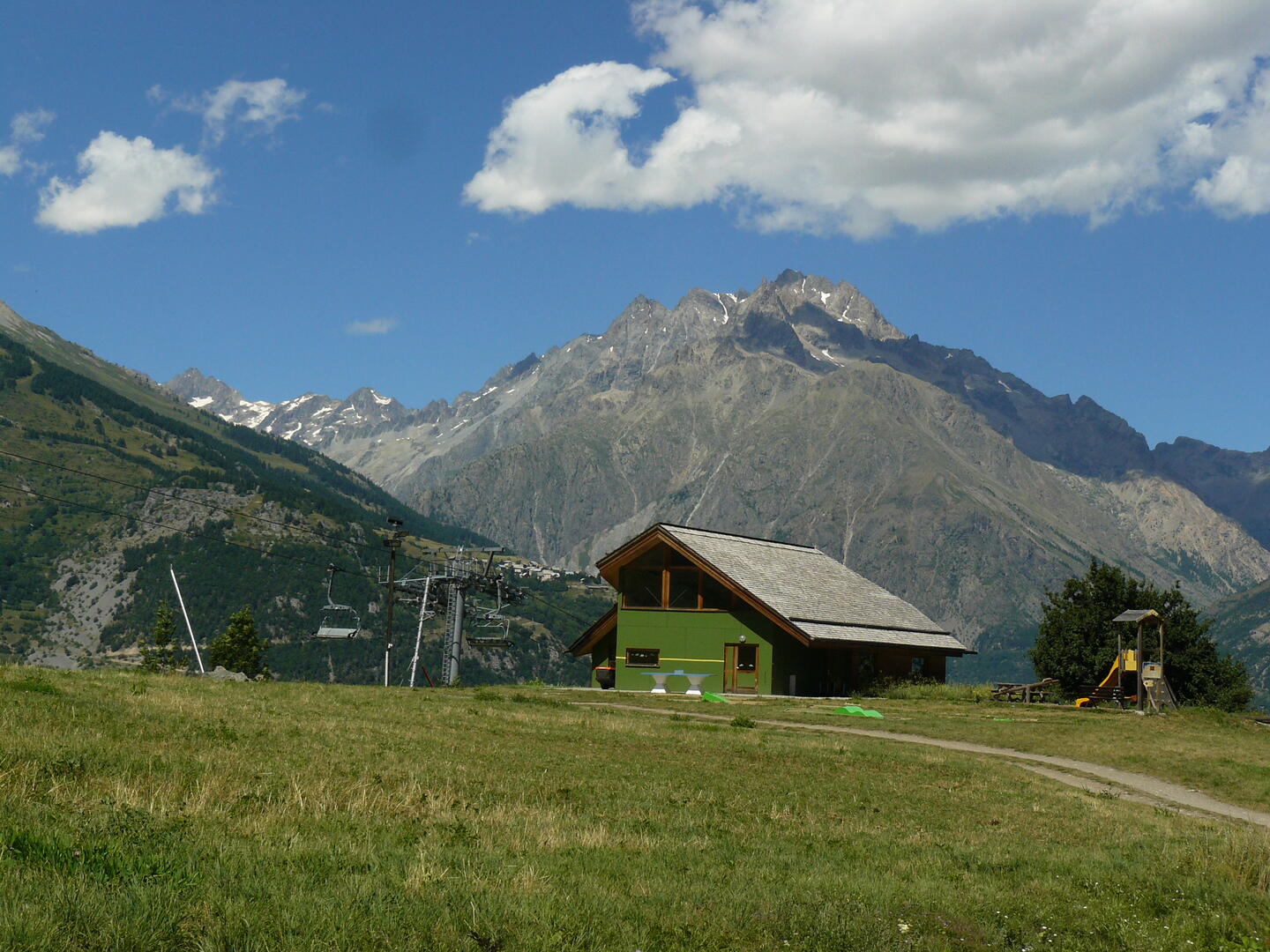 Garderie 1400