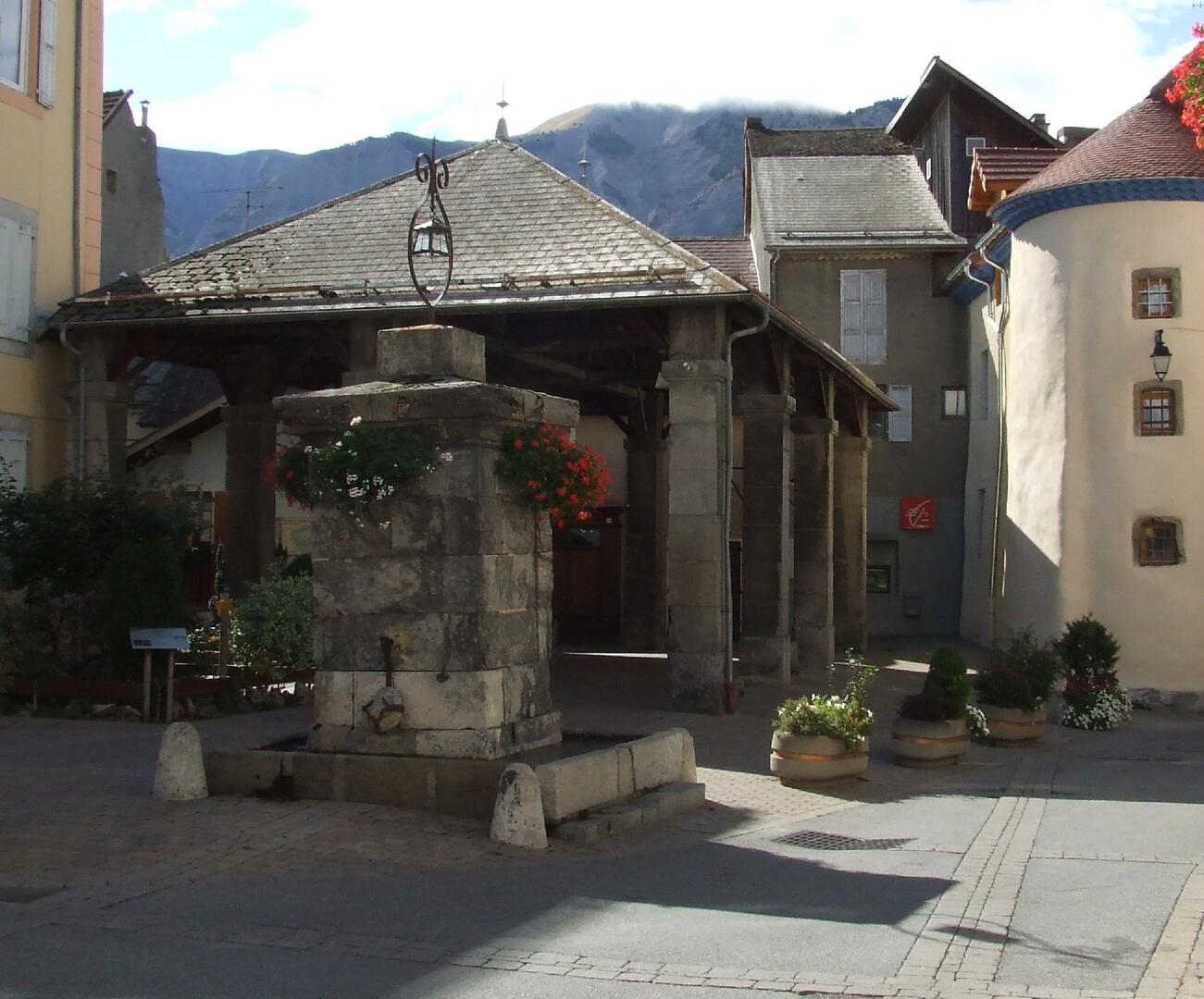 Place Grenette St Bonnet en Champsaur
