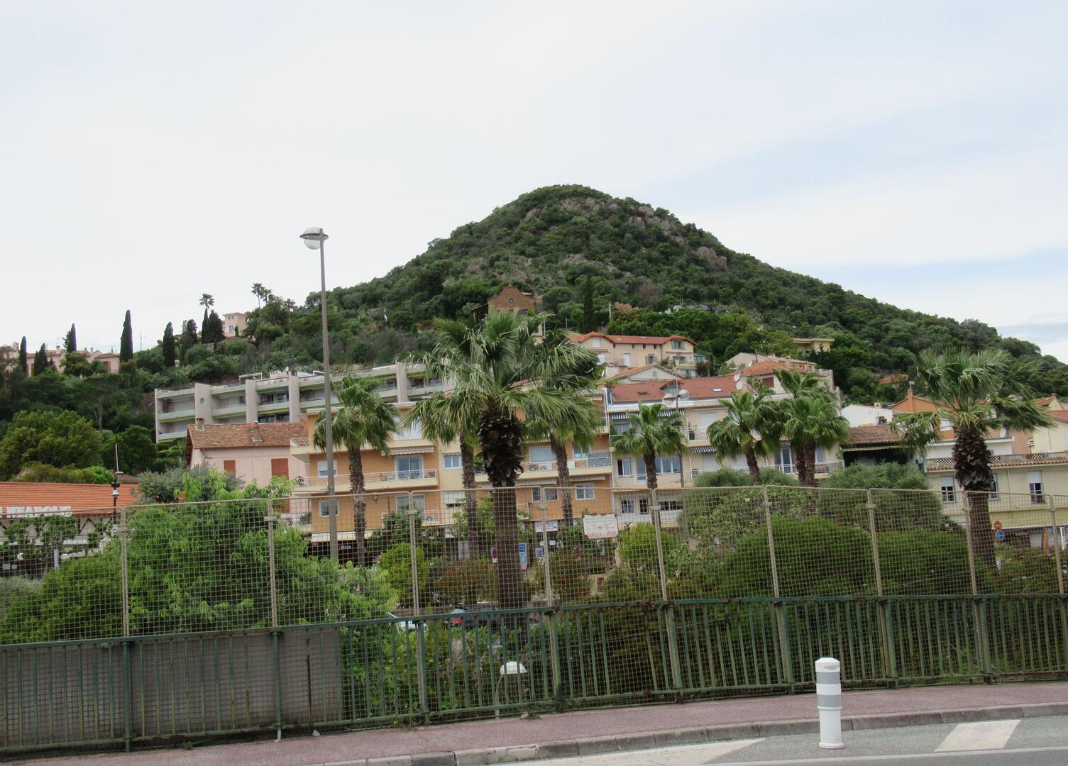 Coline du San Peyre (06)