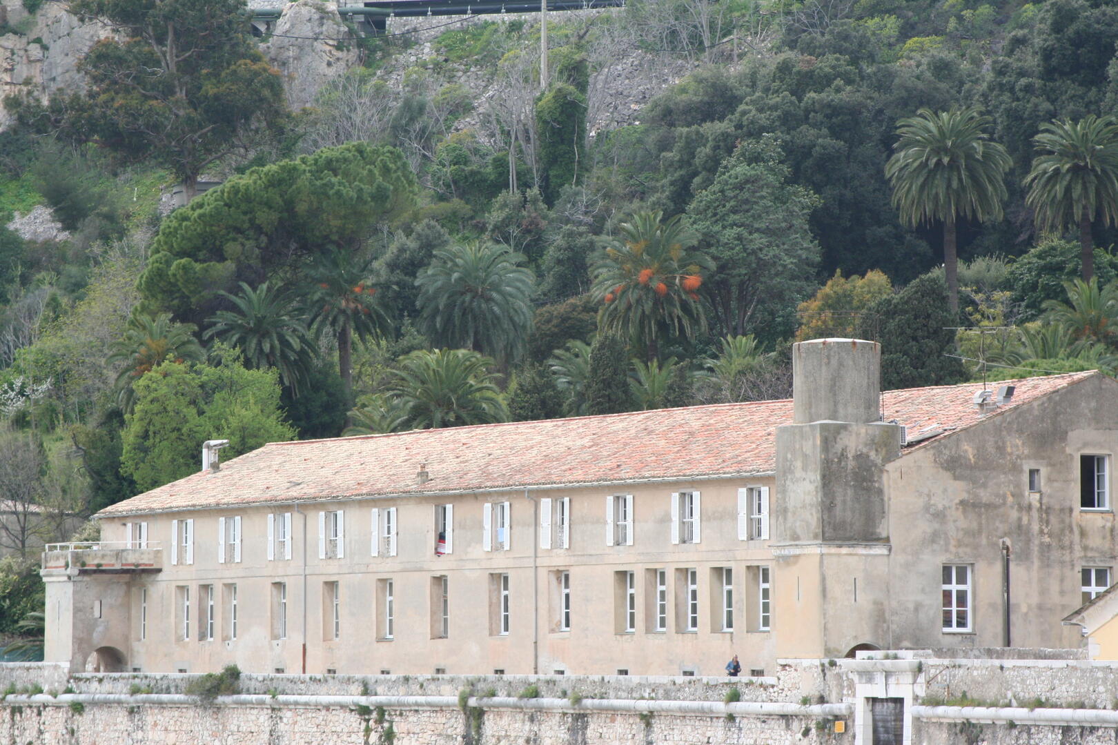 l'hopital, le bagne