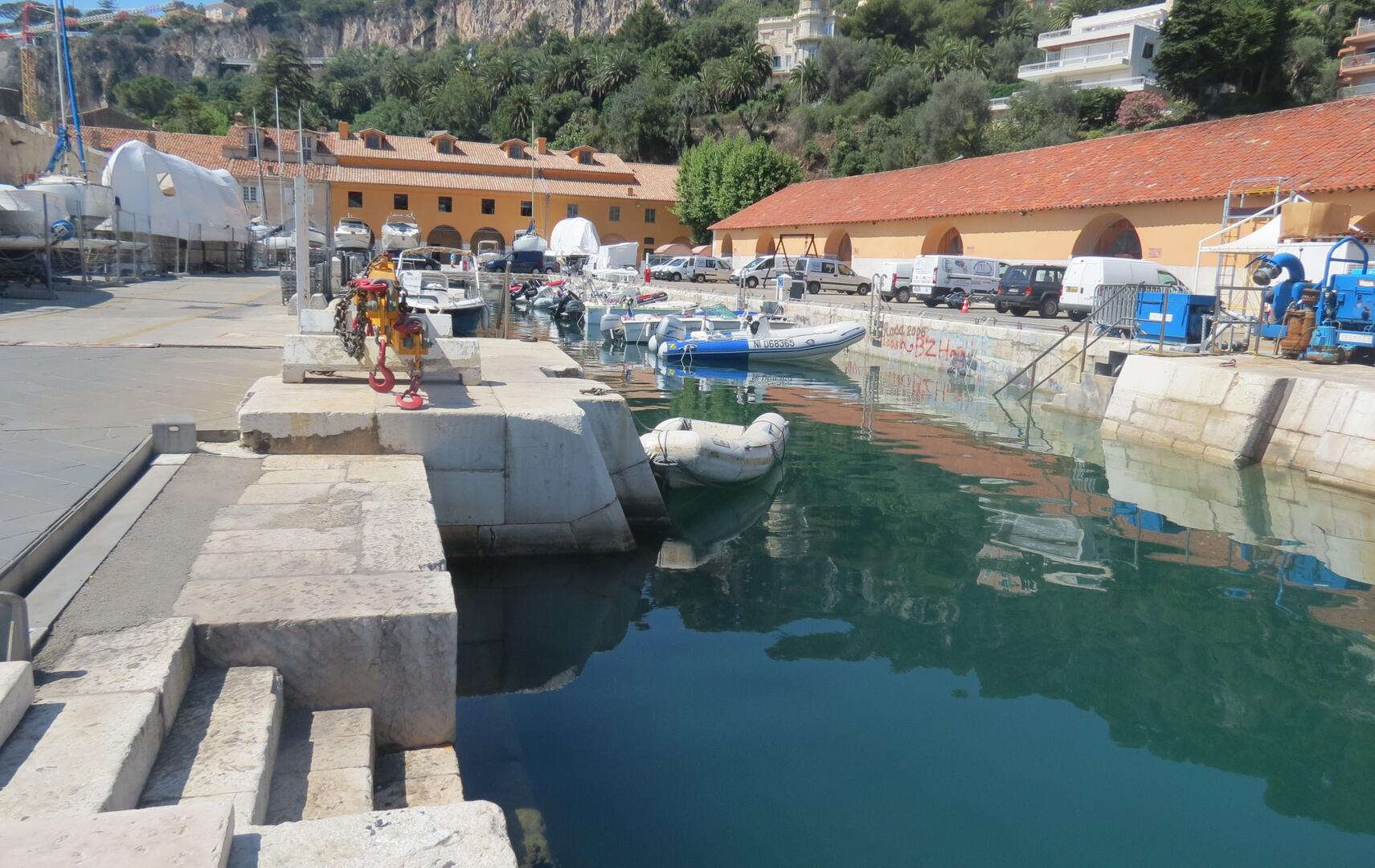 Le bassin de radoub