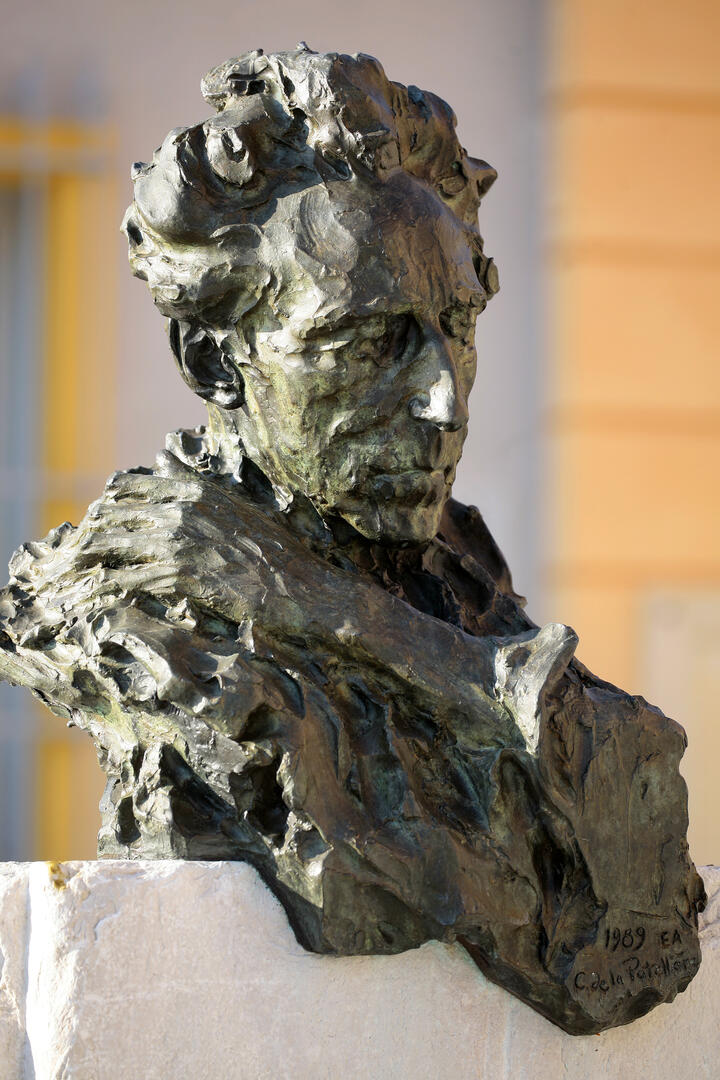 Buste de Jean Costeau